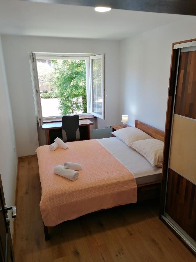 Apartment "B" 50 M From The Beach Zadar Exterior foto