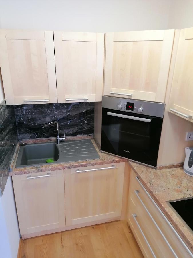 Apartment "B" 50 M From The Beach Zadar Exterior foto