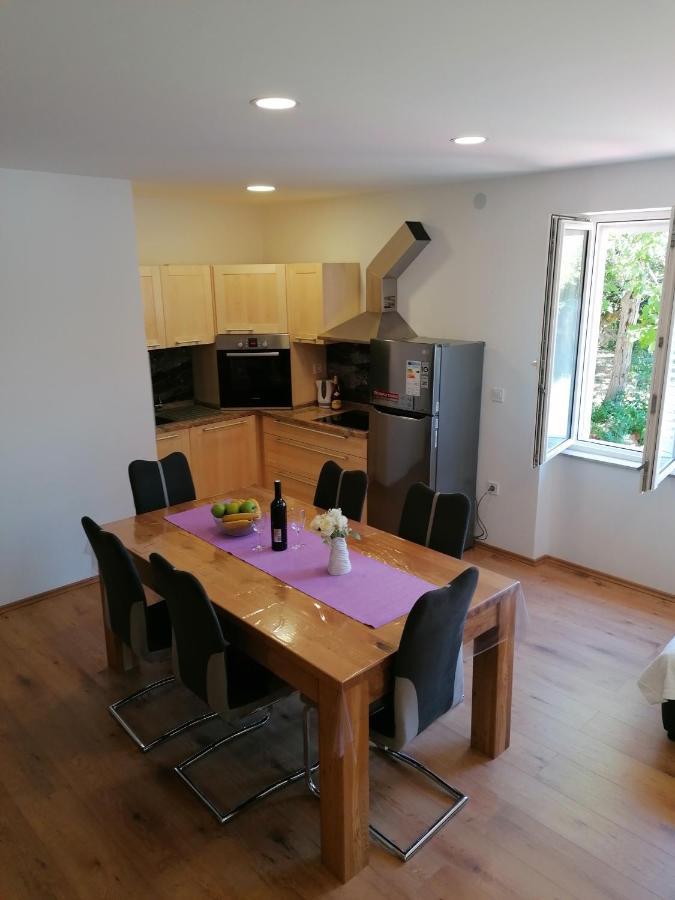 Apartment "B" 50 M From The Beach Zadar Exterior foto